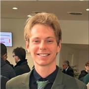 Laureato in Ingegneria, con esperienza nell'insegnamento, propone lezioni di MATEMATICA, FISICA ed ELETTROTECNICA